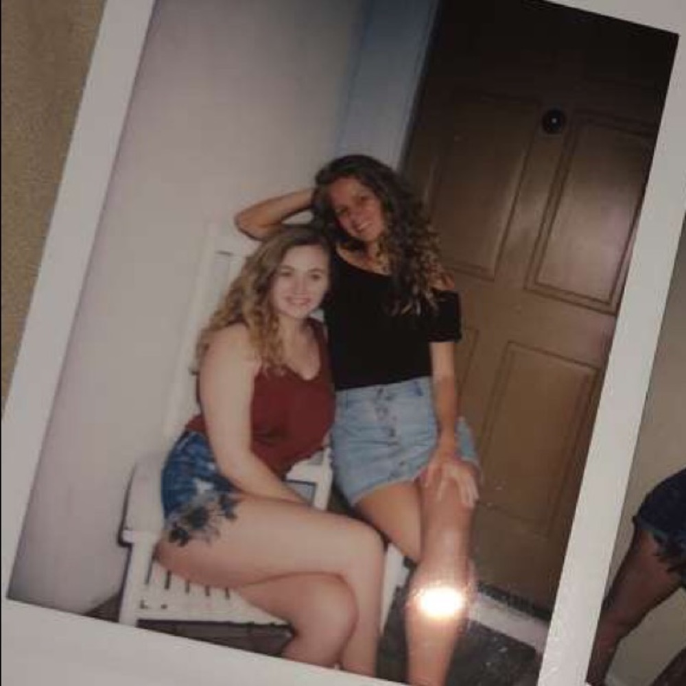 Meet your Posher, Haley